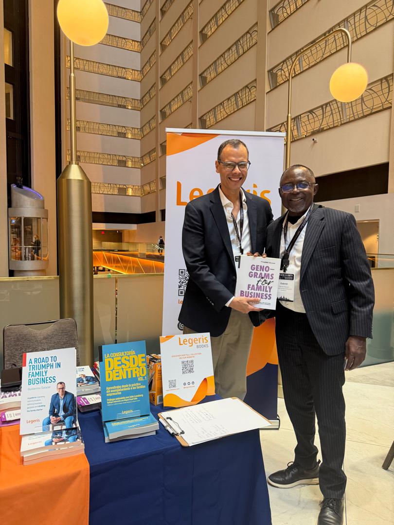 Au stand Legeris Books : autour de Genograms for Family Business, de Guillermo Salazar, un ouvrage consacré aux relations et aux dynamiques familiales.